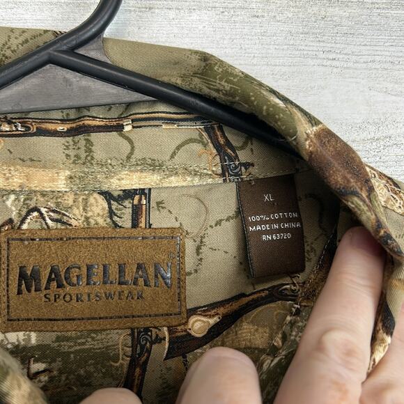 Magellan Deer Print Tan Brown Long Sleeve Button Up Shirt Mens Size XL - Picture 5 of 6